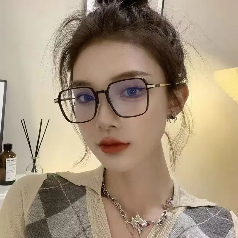 The Shift Frame — Photochromic Metal Glasses